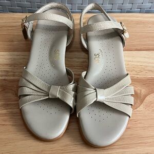 SAS Ivory Cream Low Wedge Strappy Sandals 7S Slim